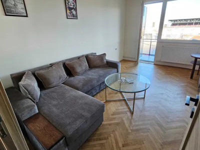Apartament 3 camere decomandate,Gruia,cu parcare,