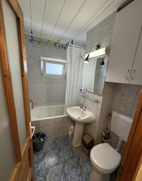 Apartament cu 2 camere, 41 mp, etaj intermediar, Zona strazii Bucura