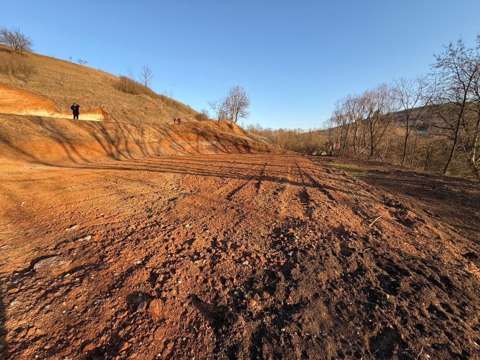 Teren intravilan pretabil pentru Casa Individuala, 1061mp, Vlaha