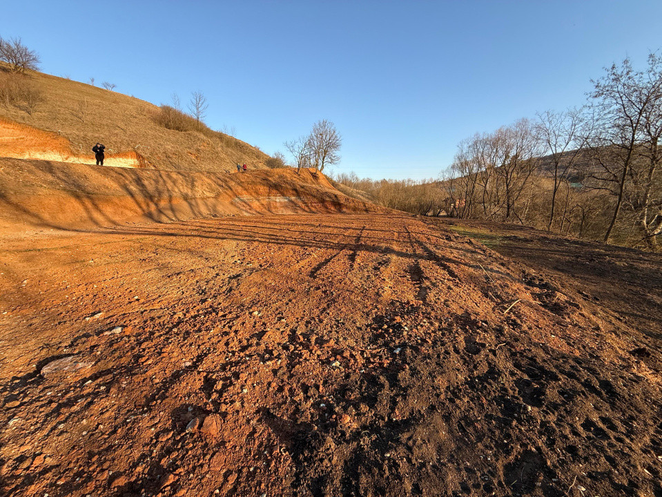 Teren intravilan pretabil pentru Casa Individuala, 1061mp, Vlaha