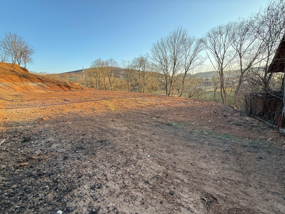 Teren intravilan pretabil pentru Casa Individuala, 1061mp, Vlaha