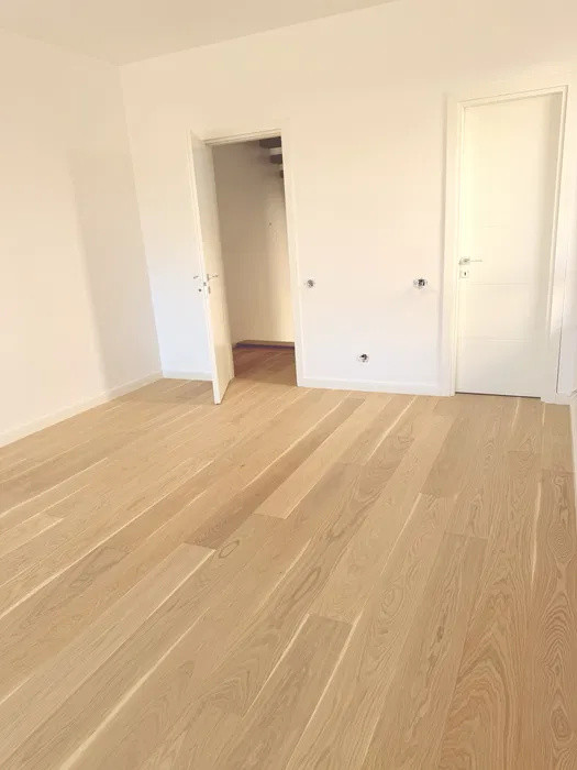 Duplex finisat cu 4 camere, 140 mp si gradina de 210 mp, 2 garaje, Zona Borhanci