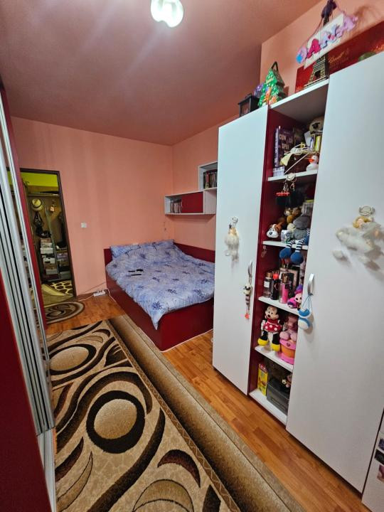 Apartament cu 2 camere, 47 mp, etaj intemediar, Zona strazii Jupiter