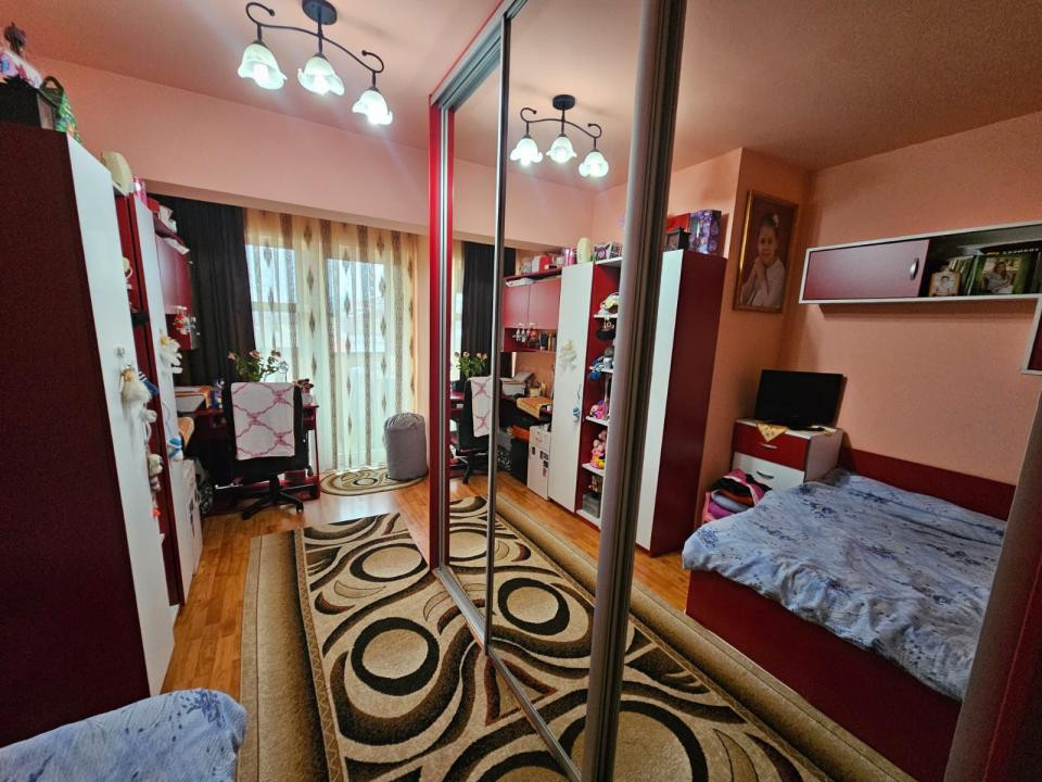 Apartament cu 2 camere, 47 mp, etaj intemediar, Zona strazii Jupiter