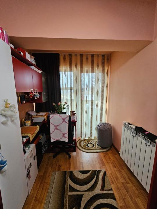 Apartament cu 2 camere, 47 mp, etaj intemediar, Zona strazii Jupiter