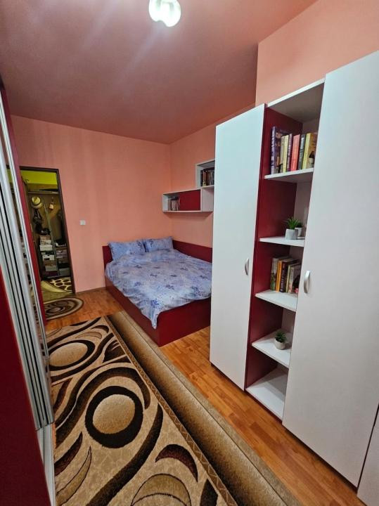 Oportunitate! Apartament 2 camere, 47 mp, etaj intemediar, parcare, zona Petrom