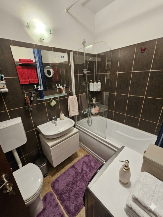 Oportunitate! Apartament 2 camere, 47 mp, etaj intemediar, parcare, zona Petrom