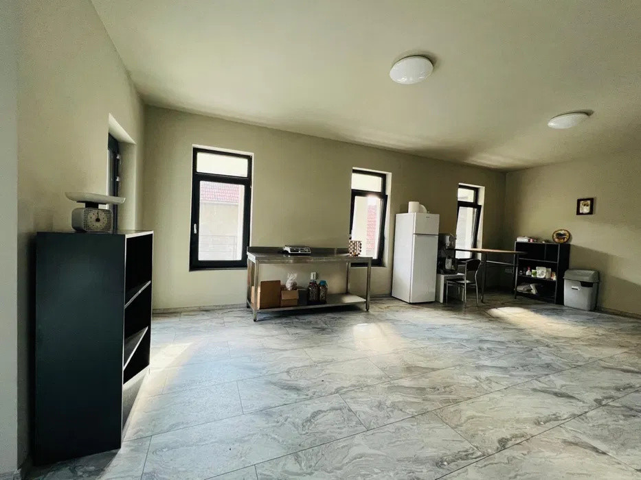 Spatiu comercial, 140 mp, autorizat pentru aliemntatie publica, intrare Baciu