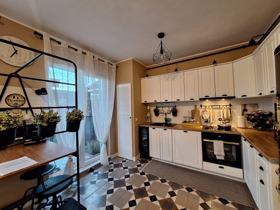 Casa insiruita la cheie, 83 mp, zona Terra