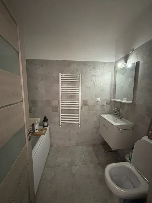 Apartament 2 camere, 56mp, etaj intermediar, zona Baciu
