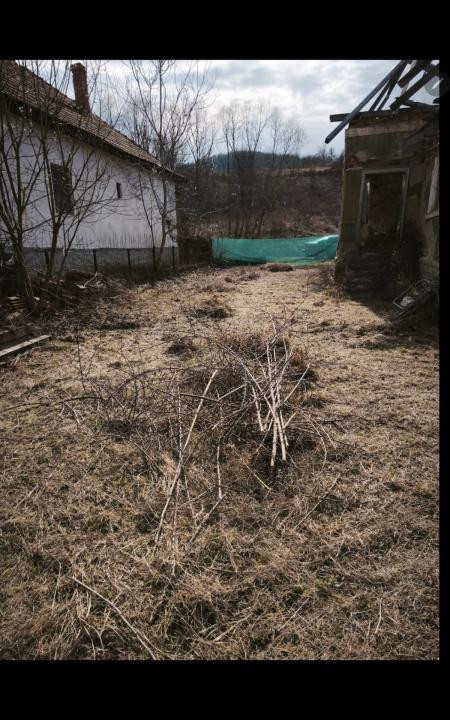 Teren intravilan, 2848 MP, Arghisu