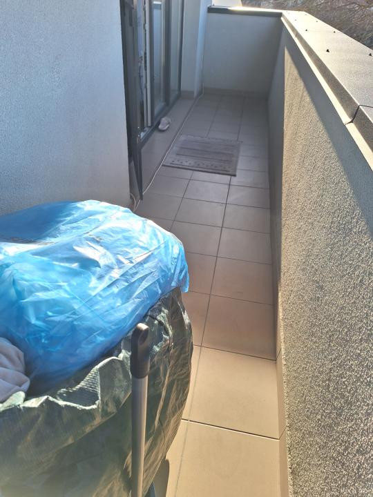 Apartament cu 2 camere, parcare, balcon, zona clinicii Ametyst