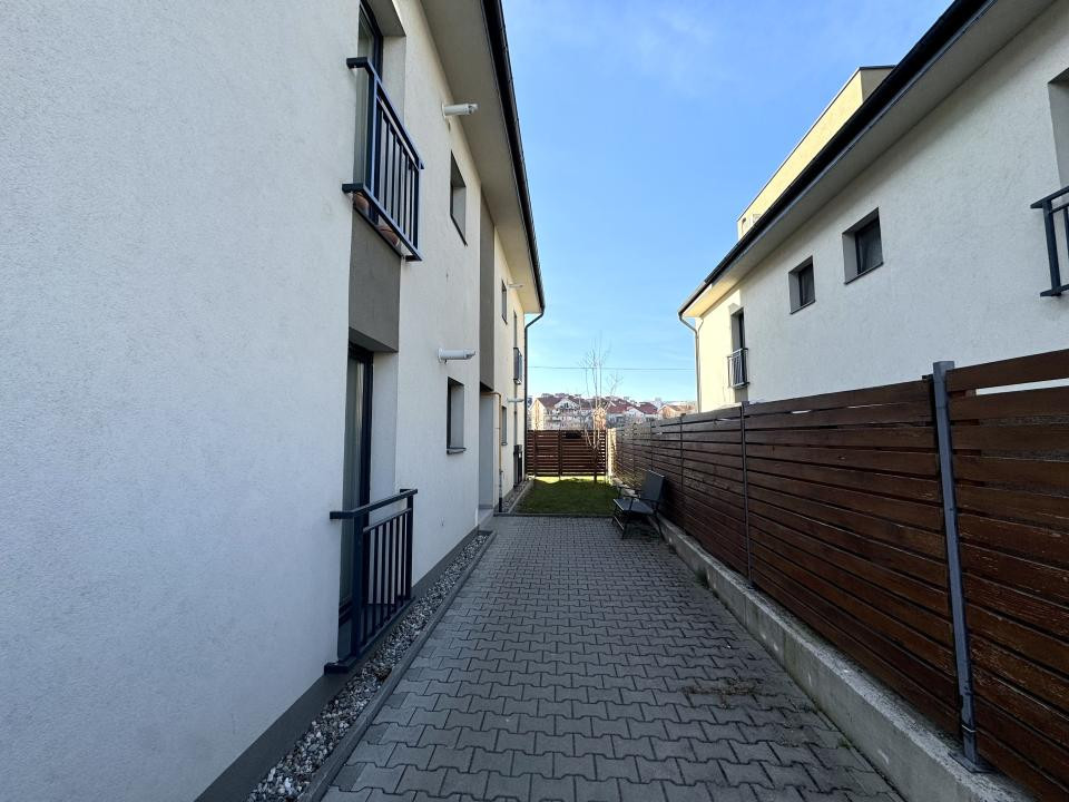 Apartament 3 camere, 70 mp, 2 băi, la cheie, zona străzii Erich Bergel