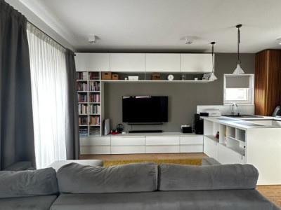 Apartament 3 camere, 70 mp, 2 băi, la cheie, zona străzii Erich Bergel
