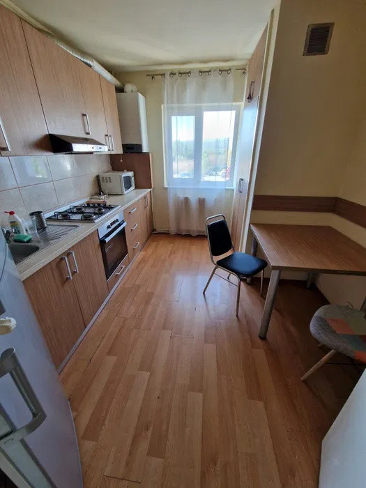 Apartament 2 camere decomandate, Intre Lacuri