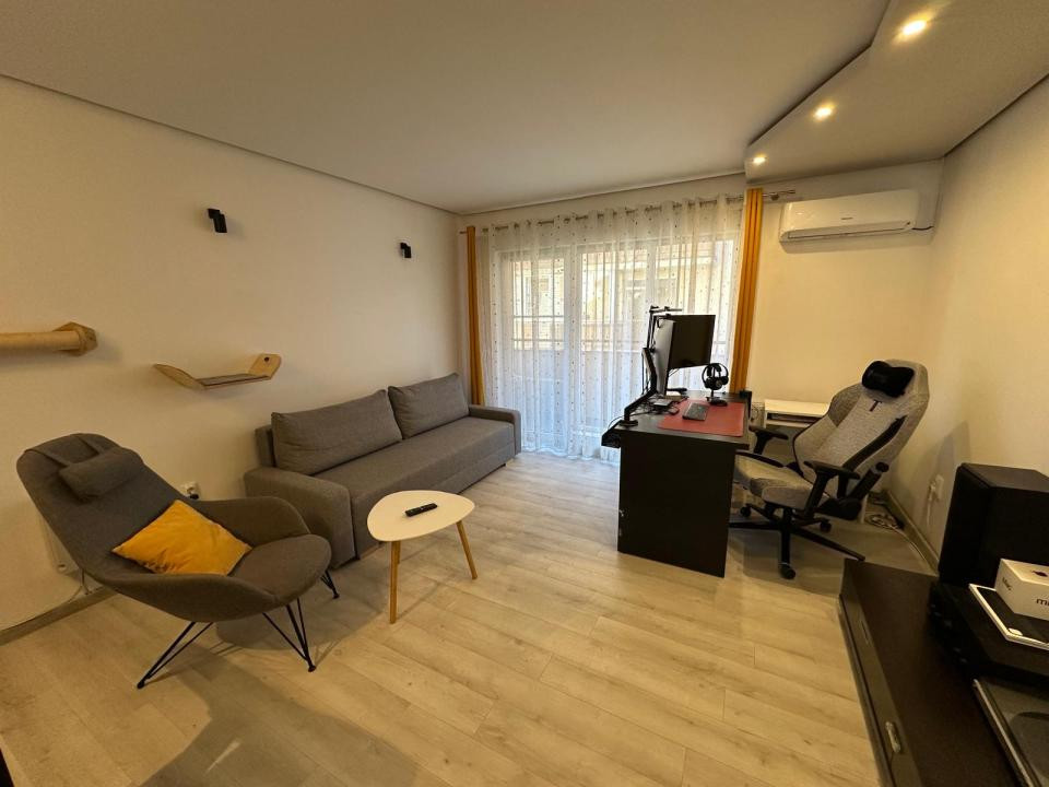Apartament 50 mp utili, zona Eroilor, etaj 1, parcare