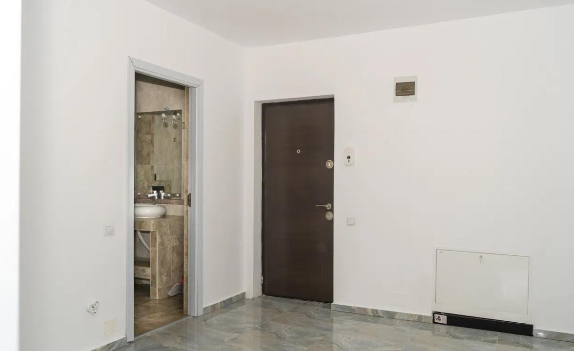 Apartament decomandat, 61 mp, balcon, zona BMW
