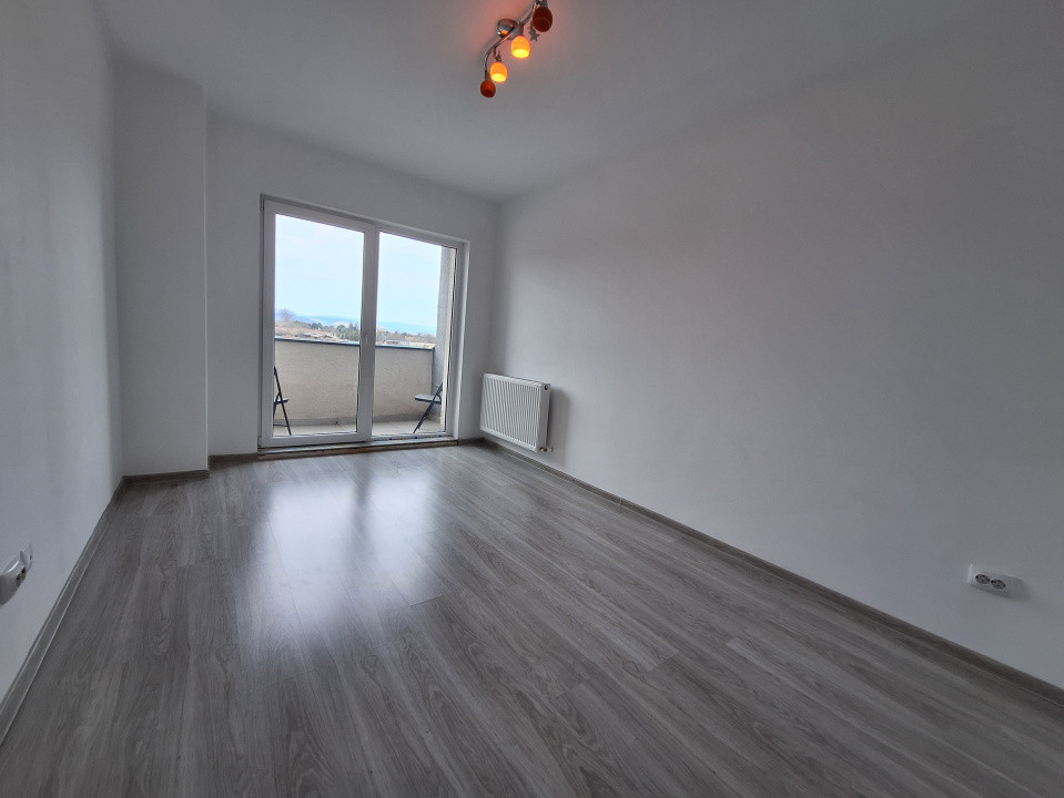 Apartament decomandat, 61 mp, balcon, zona BMW