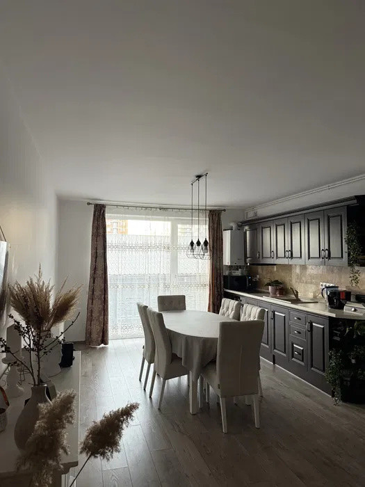 Apartament cu 2 camere, 57,57 mp, balcon, zona AMETYST