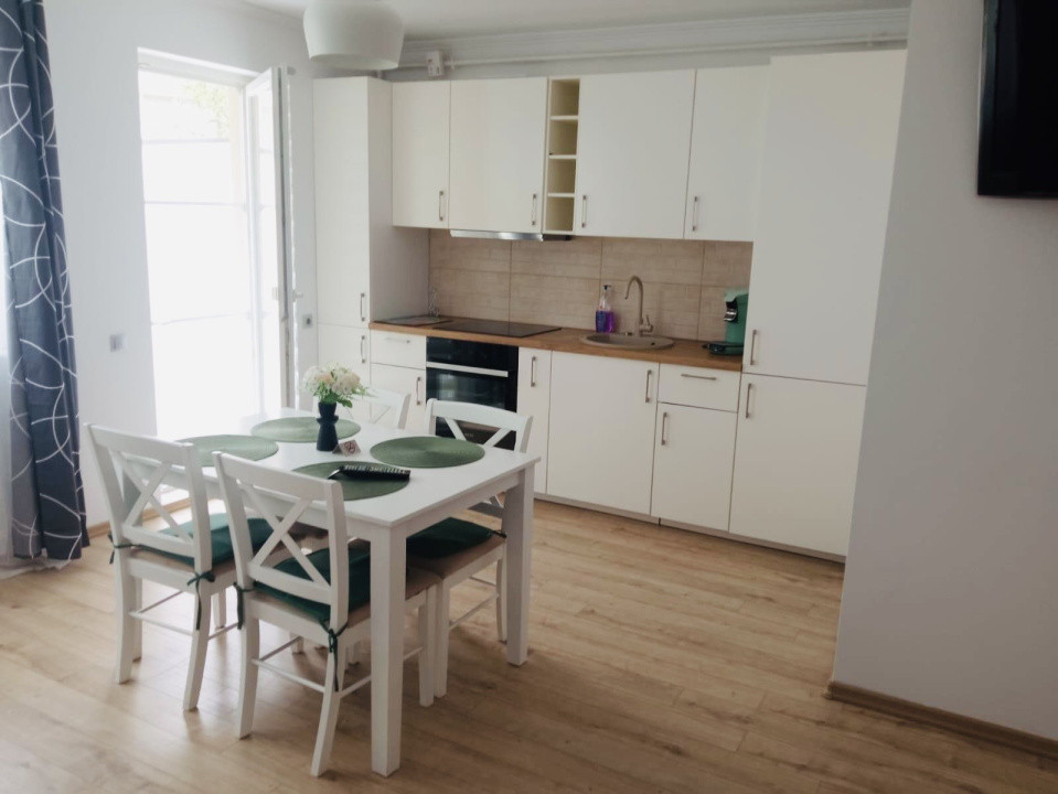 Apartament cu 2 camere+terasa de 25 mp,zona JYSK,parcare 