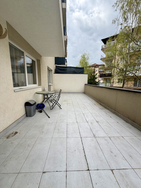 Apartament cu 2 camere+terasa de 25 mp,zona JYSK,parcare 