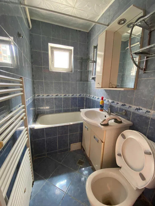 Apartament 3 camere, 43mp, zona Manastur