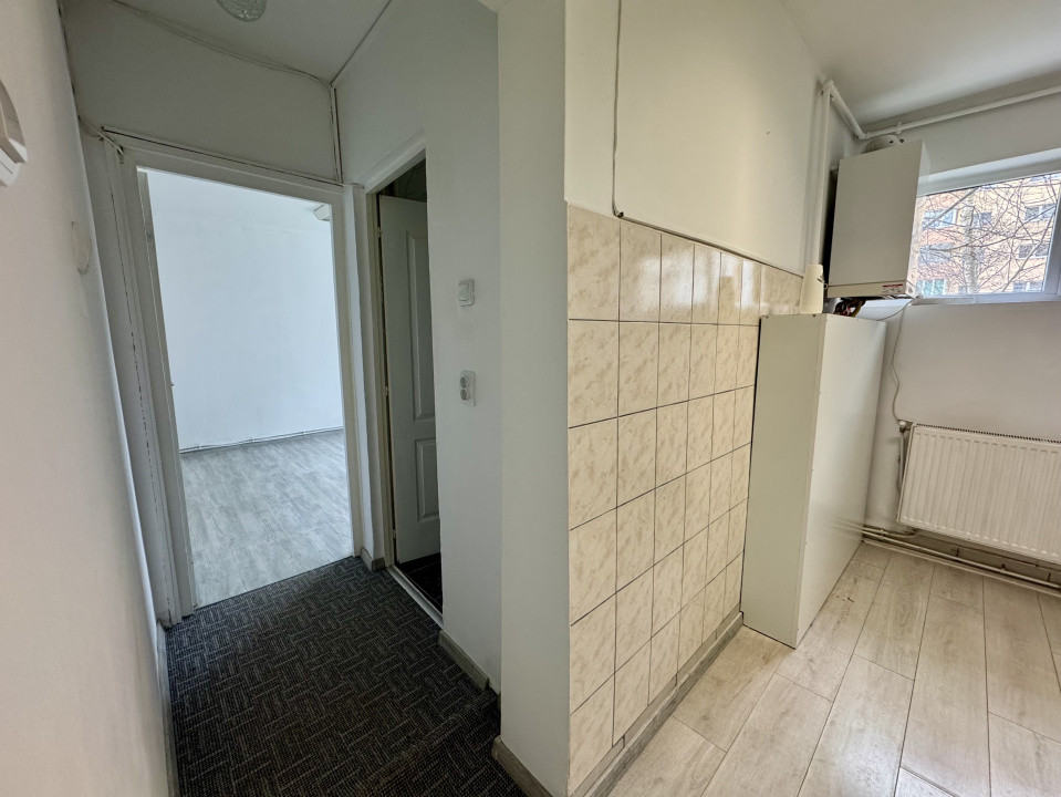 Spatiu comercial ideal pentru salon, 51 mp, parter, zona Calea Floresti