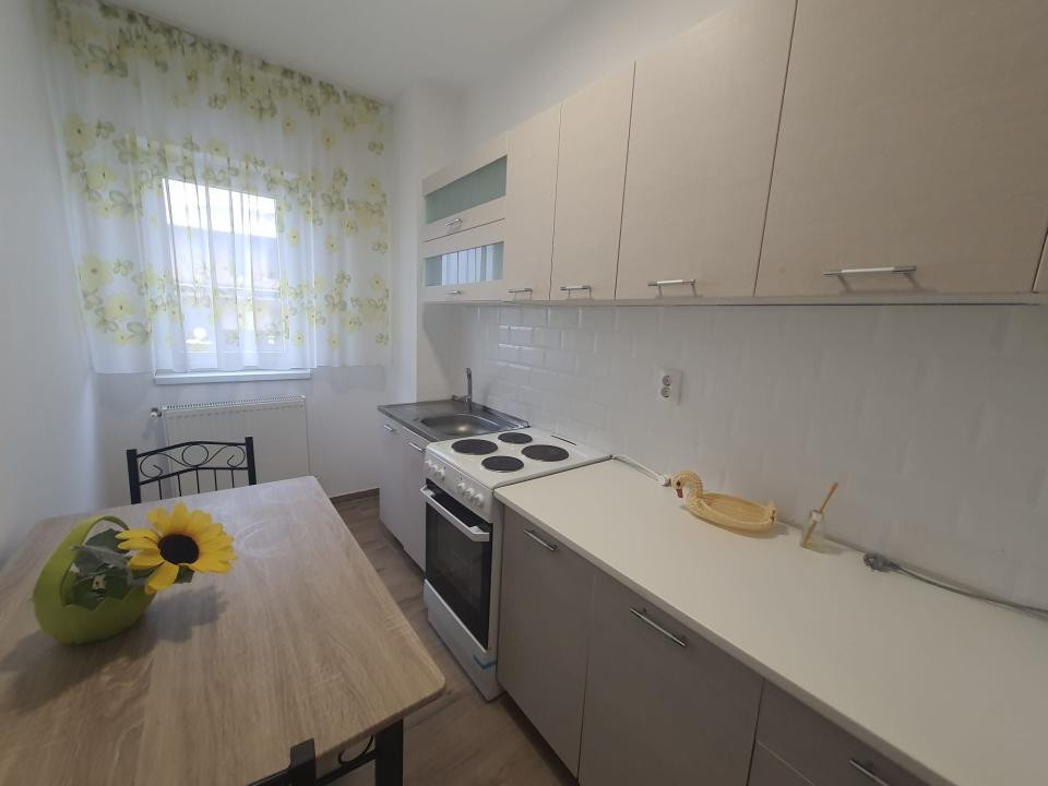 Apartament 2 camere decomandate, 50 mp, parcare, cartier Buna Ziua