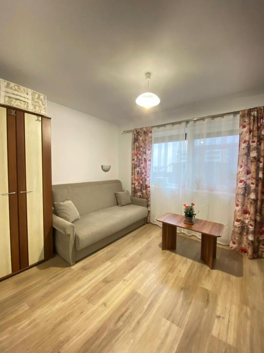 Apartament cu 3 camere, 65,2 mp, gradina de 90 mp, zona Teilor