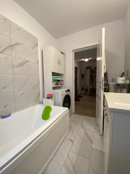 Apartament cu 3 camere, 65,2 mp, gradina de 90 mp, zona Teilor