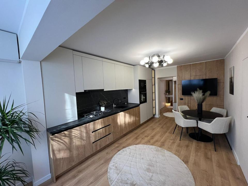 Apartament la cheie cu 3 camere,2 bai in Grigorescu