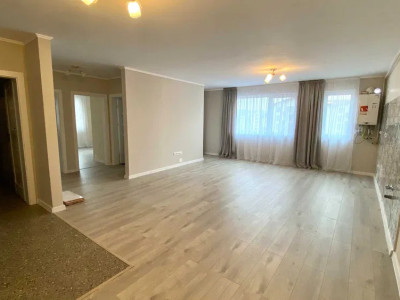 Apartament cu 3 camere, 72 mp, 2 bai, parcare, zona Somesului