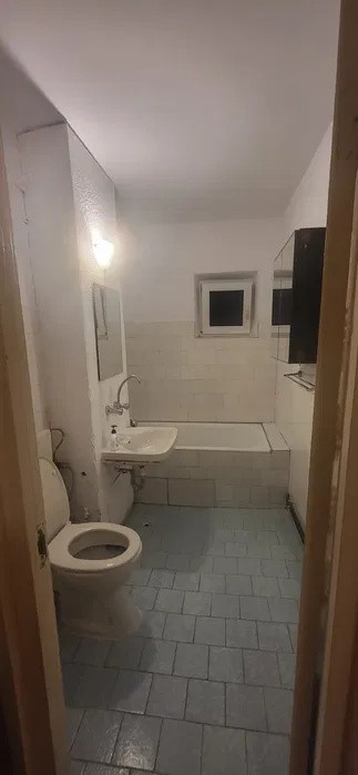 Apartament de inchirat 2 camere decomandate, cu balcon,Calea Floresti - Manastur