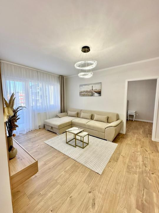 Apartament la cheie,55 mp utili , etaj intermediar,parcare.zona Terra