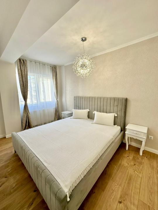 Apartament la cheie,55 mp utili , etaj intermediar,parcare.zona Terra