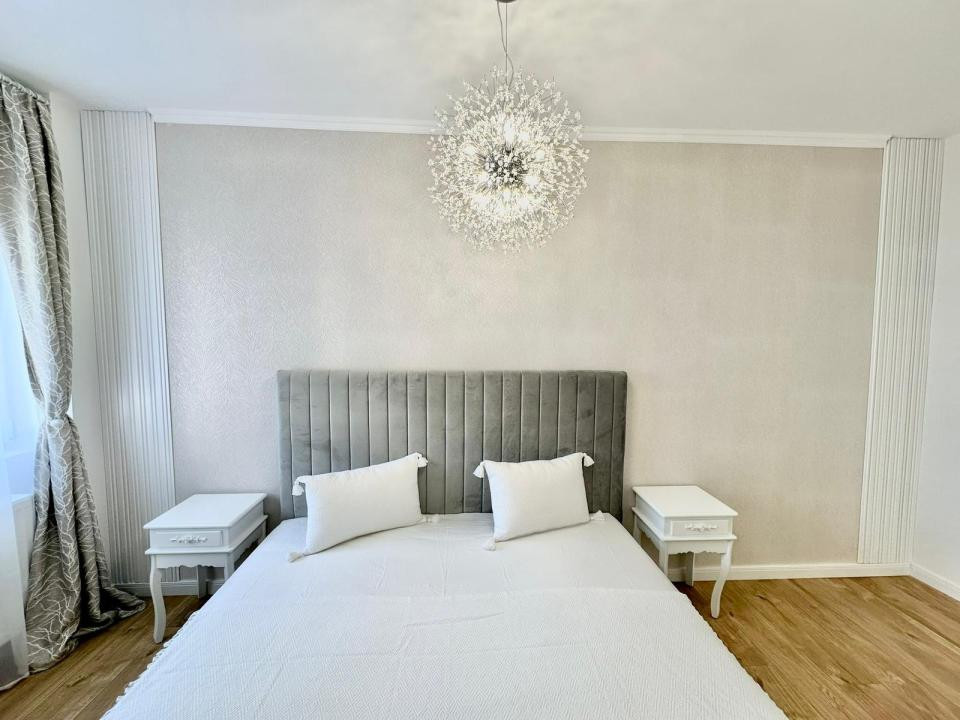 Apartament la cheie,55 mp utili , etaj intermediar,parcare.zona Terra