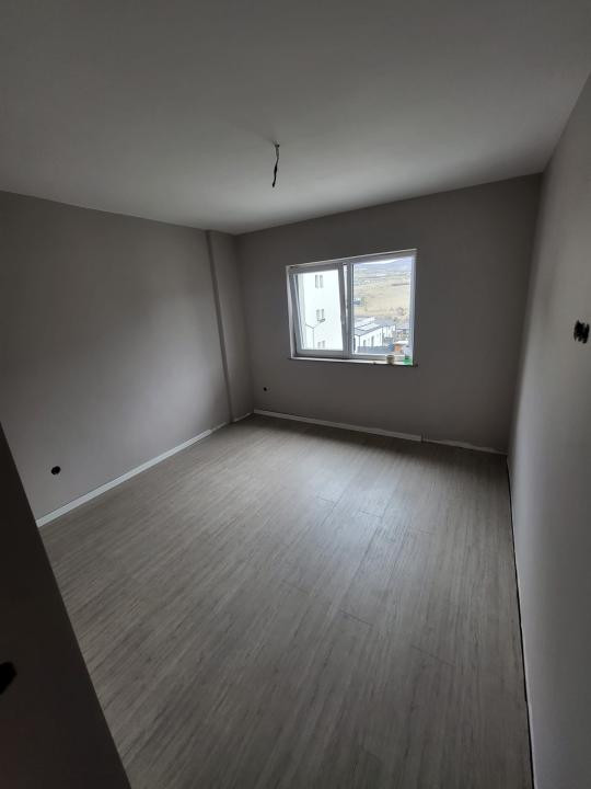 Apartament 2 camere, 40mp, etaj intermediar, bloc nou, zona Petrom