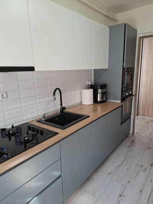 Apartament cu 2 camere, 53 mp, parcare, zona Eroilor