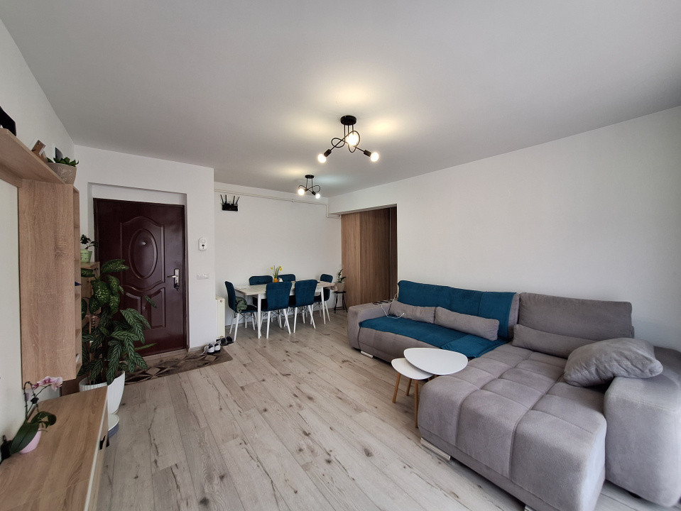 Apartament cu 2 camere, 53 mp, parcare, zona Eroilor