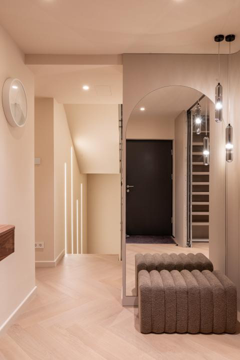 Vila Smart Premium, Tehnologie Loxone și Autonomie Energetica, Faget