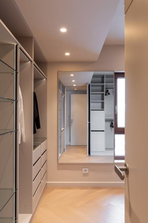 Vila Smart Premium, Tehnologie Loxone și Autonomie Energetica, Faget