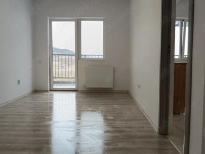 Apartament cu o camera decomandat, balcon, zona Terra