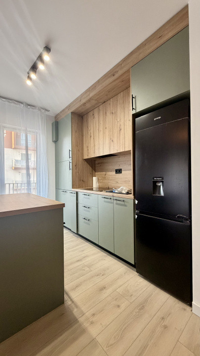 Apartament la cheie cu 3 camere,2 bai,etaj intermediar,zona Jysk