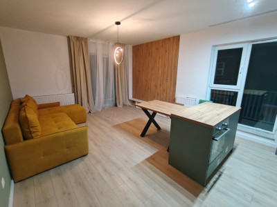 Apartament la cheie cu 3 camere,2 bai,etaj intermediar,zona Jysk