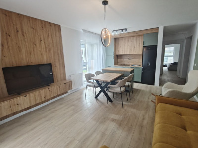 Apartament la cheie cu 3 camere,2 bai,etaj intermediar,zona Jysk