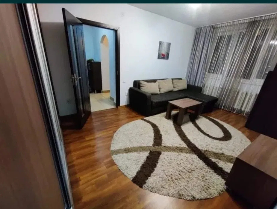 Apartament cu 2 camere, 50 mp, etaj intermediar, Zona Piata Abator