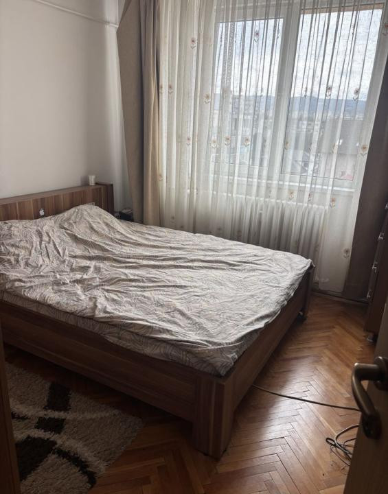 Apartament mobilat cu 3 camere, 56 mp, Zona strazii Buzau