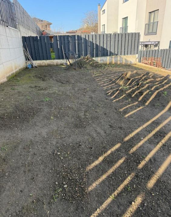 Duplex cu 4 camere, 115 mp plus 495 mp teren, Garaj, zona strazii Avram Iancu