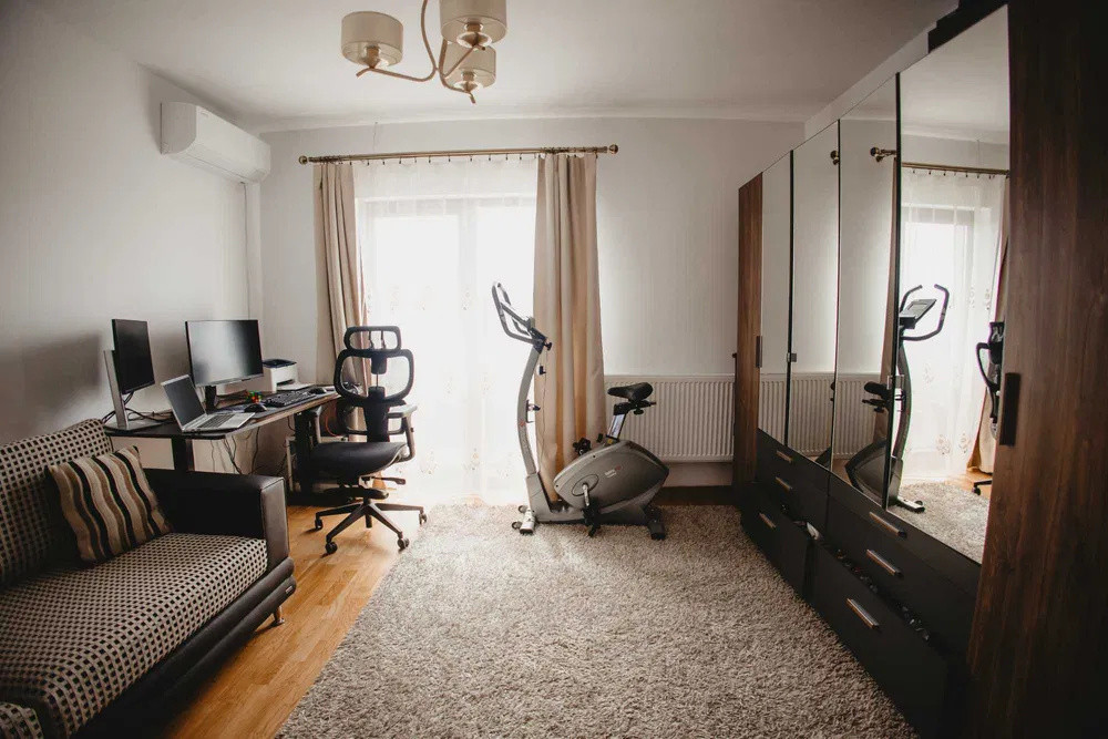 Casa individuala la cheie, 4 camere, 140 mp + 565 teren, 3 parcari, zona Voronet