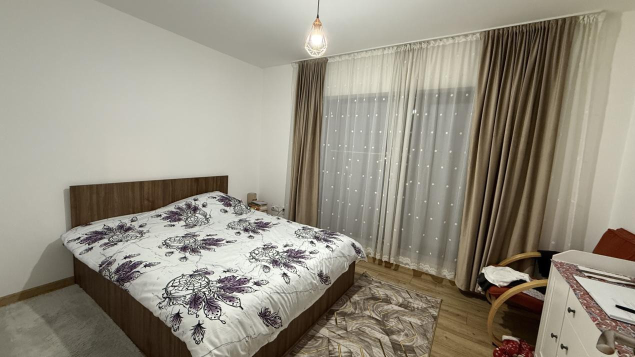Apartament de 72mp, cu 3 camere si 2 parcari langa Vivo/Amethyst